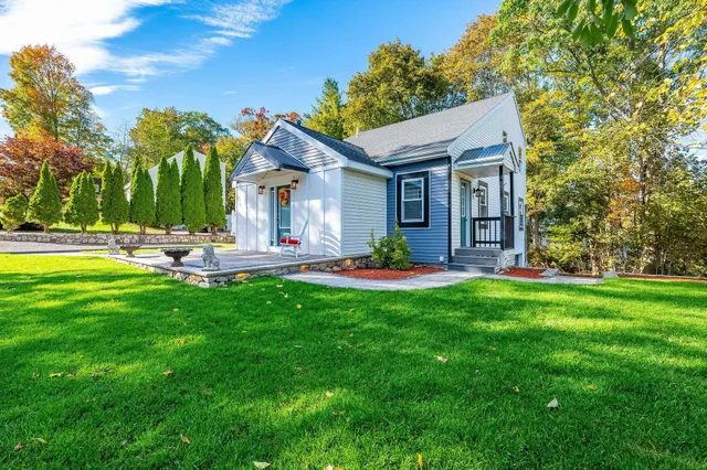 $649,900 | 49 Millville Street, Salem, NH 03079