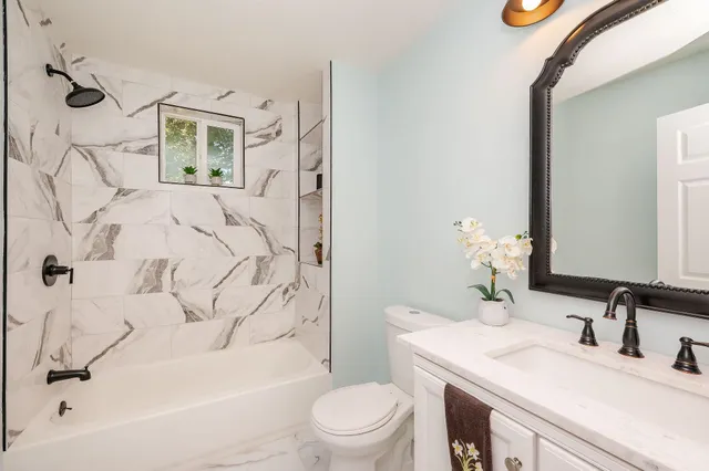 $649,900 | 49 Millville Street, Salem, NH 03079