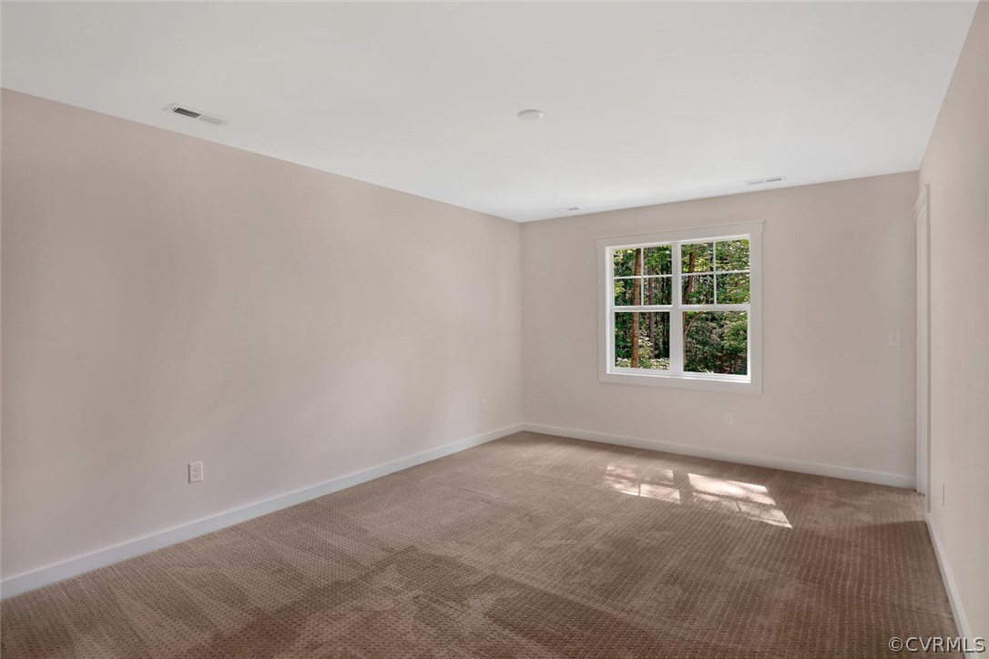 19410 River Road Chesterfield, VA 23838 - Photo 20 of 32 an empty room with windows