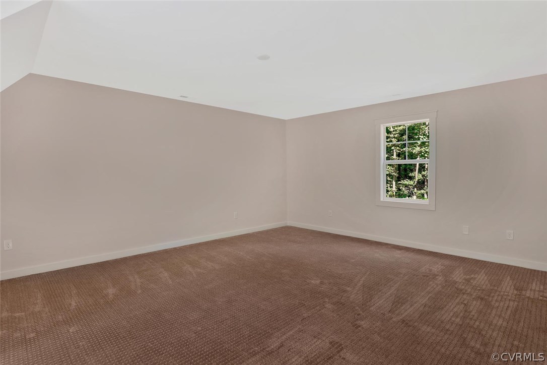 19410 River Road Chesterfield, VA 23838 - Photo 22 of 32 an empty room with a window