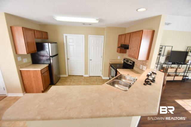 2160 Spring Grove South Mobile, AL 36695 - Photo 5 of 19