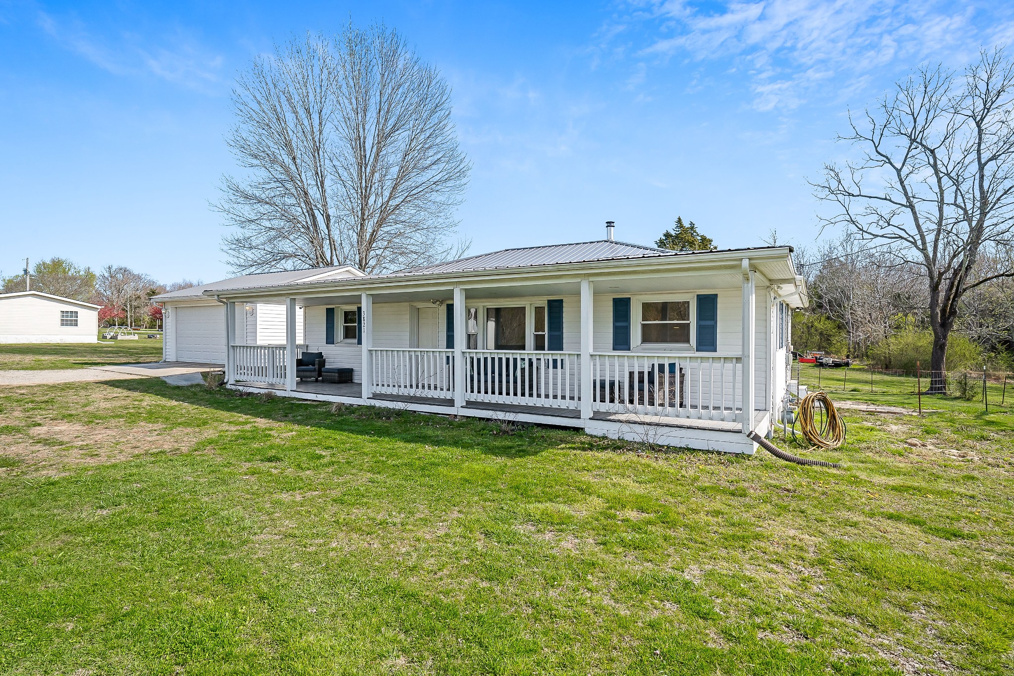 3821 Pollard Road Walling, TN 38587 - Photo 3 of 54 Gallery Image 3