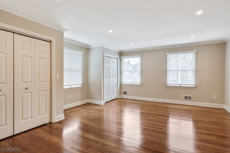 23 Ruthven Place Summit, NJ 07901 - Photo 7 of 16 Gallery Image 7