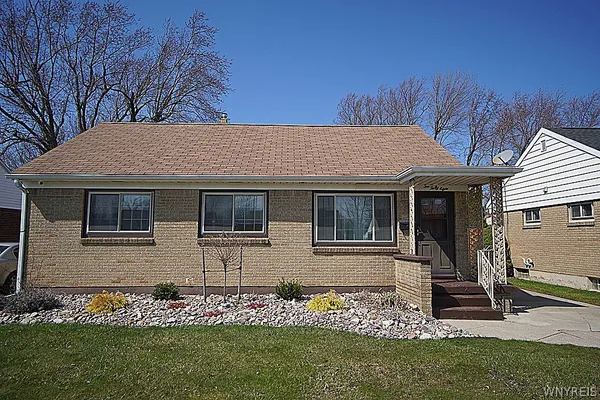 $199,900 | 248 Nokomis Parkway, Cheektowaga, NY 14225