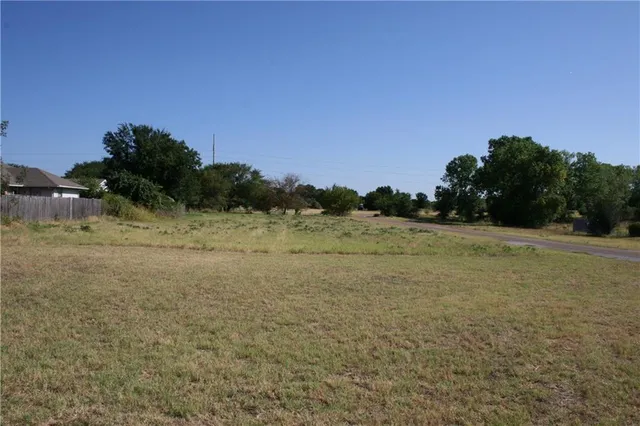 $7,000,000 | 2001 Santa Fe Drive, Weatherford, TX 76086
