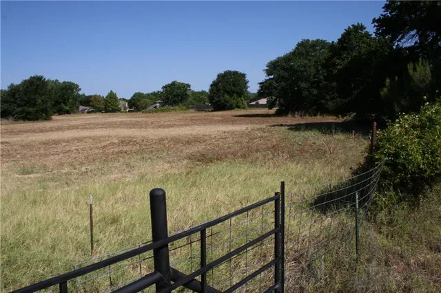 $7,000,000 | 2001 Santa Fe Drive, Weatherford, TX 76086