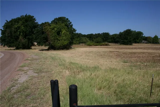 $7,000,000 | 2001 Santa Fe Drive, Weatherford, TX 76086