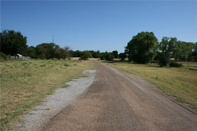 $7,000,000 | 2001 Santa Fe Drive, Weatherford, TX 76086