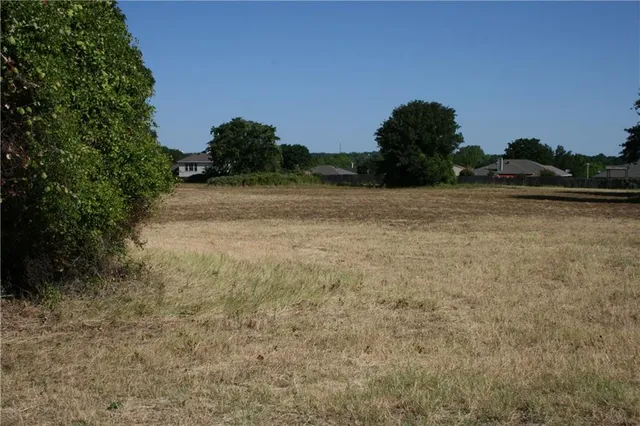 $7,000,000 | 2001 Santa Fe Drive, Weatherford, TX 76086