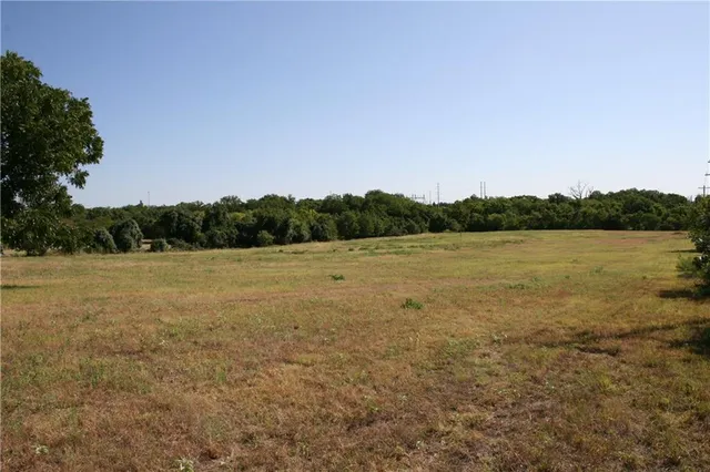 $7,000,000 | 2001 Santa Fe Drive, Weatherford, TX 76086