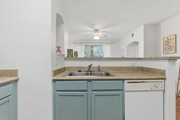 $152,500 | 2801 Chancellorsville Drive, Unit 1226, Tallahassee, FL 32312