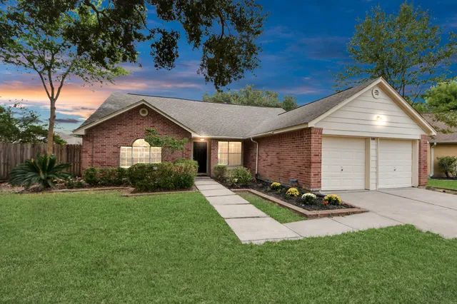 $324,900 | 6915 Cansfield Court, Katy, TX 77494