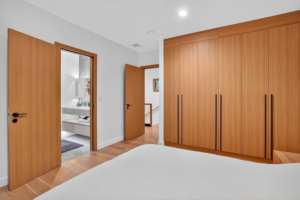 15 Myles Standish Road Weston, MA 02493 - Photo 16 of 36