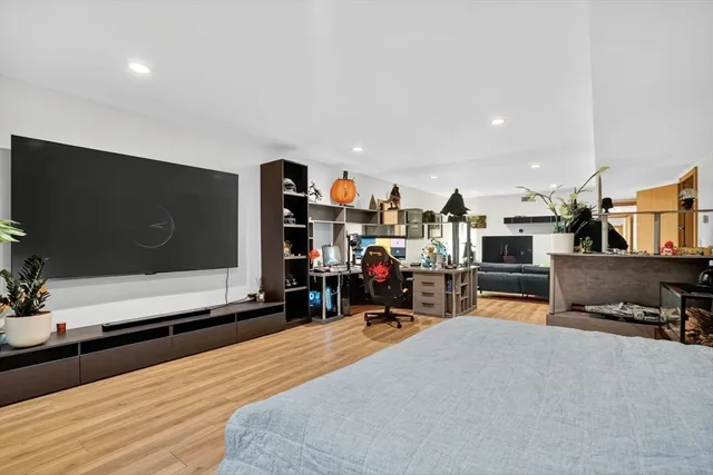 $7,450,000 | 15 Myles Standish Road, Weston, MA 02493