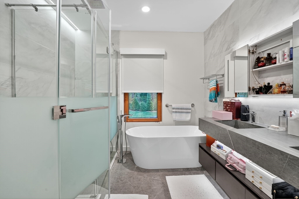 15 Myles Standish Road Weston, MA 02493 - Photo 25 of 36