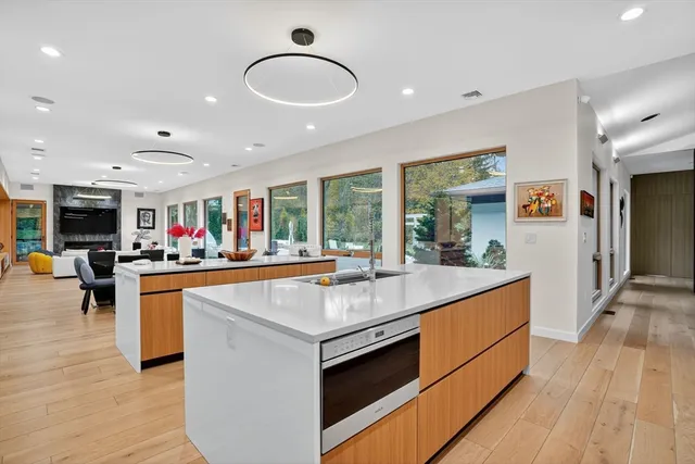 $7,450,000 | 15 Myles Standish Road, Weston, MA 02493