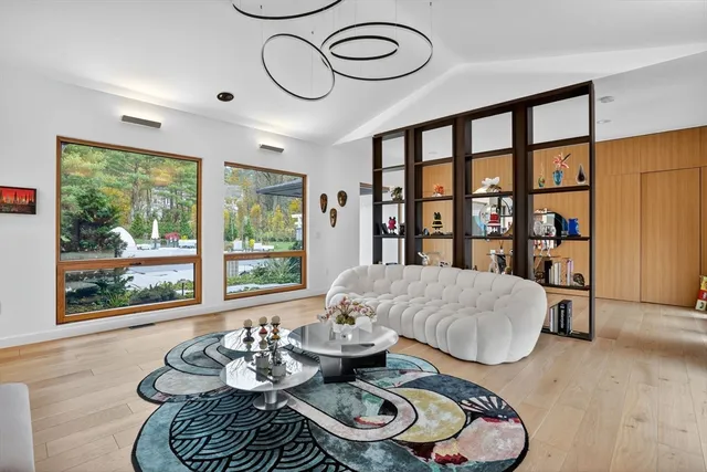 $7,450,000 | 15 Myles Standish Road, Weston, MA 02493