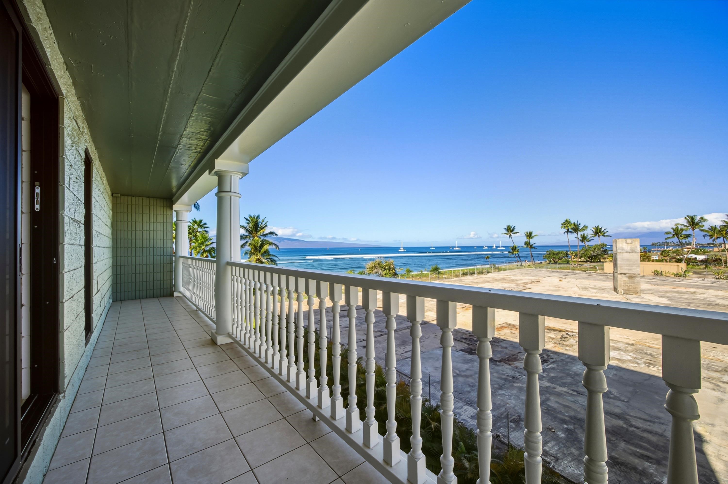 475 Front Street, Unit 334 Lahaina, HI 96761 - Photo 4 of 36 a view of a balcony with city view