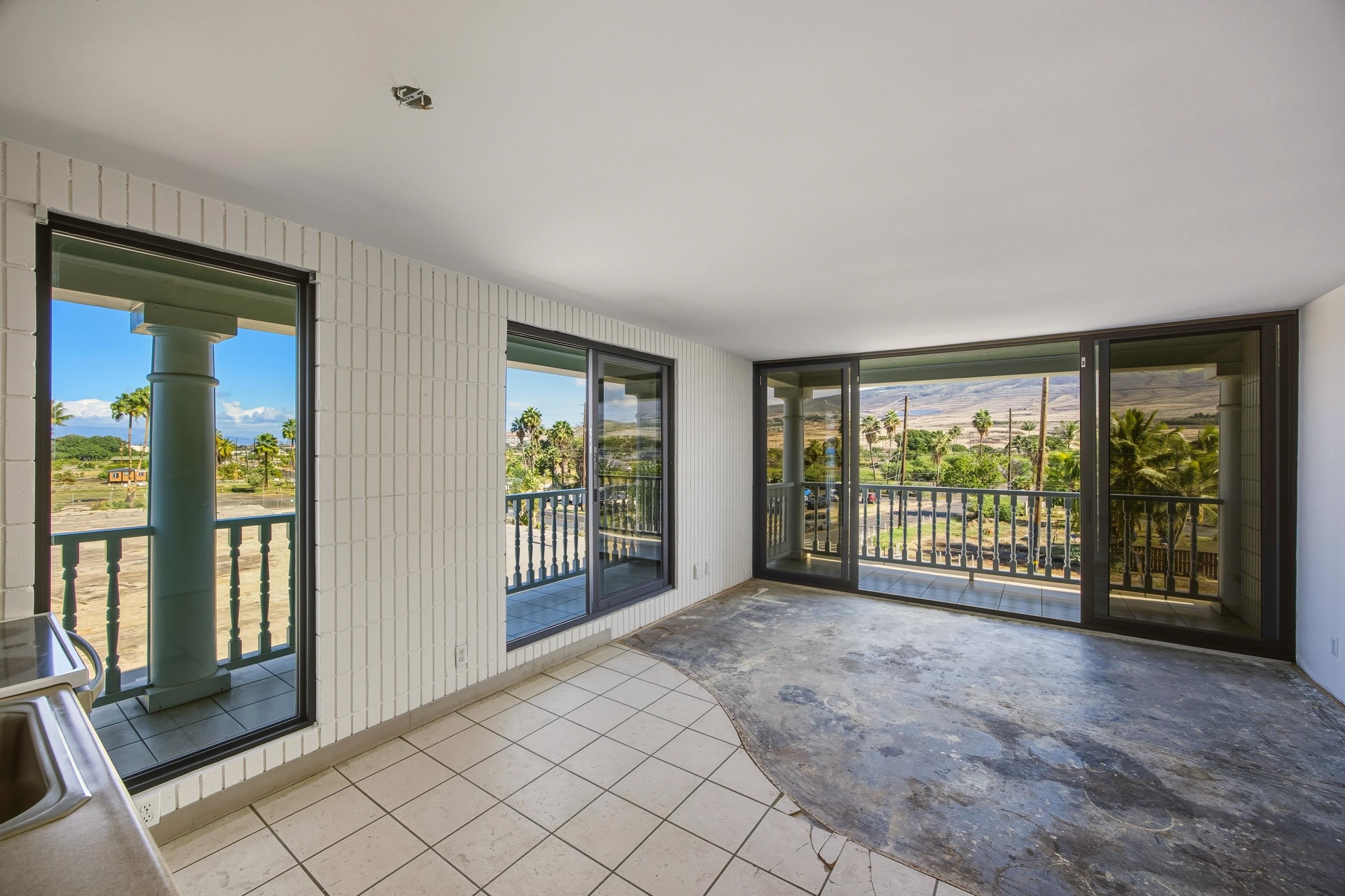 475 Front Street, Unit 334 Lahaina, HI 96761 - Photo 9 of 36 a view of an empty room with windows
