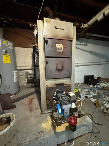 $279,900 | 11 Ford Avenue, Norwich, CT 06360