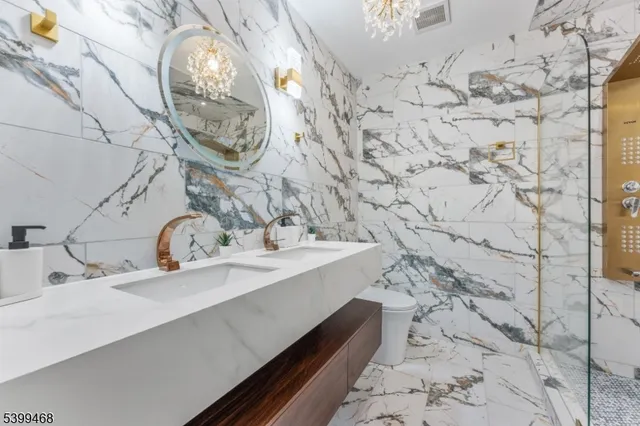 $1,099,000 | 28 Charles Street, Clifton, NJ 07013