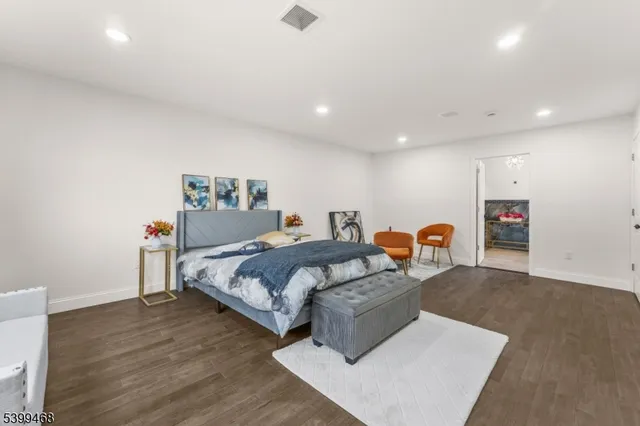 $1,099,000 | 28 Charles Street, Clifton, NJ 07013