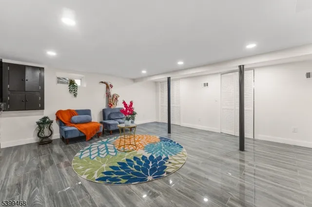 $1,099,000 | 28 Charles Street, Clifton, NJ 07013