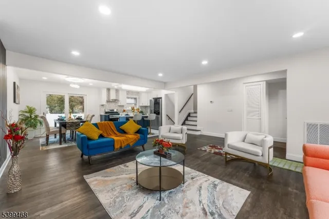 $1,099,000 | 28 Charles Street, Clifton, NJ 07013