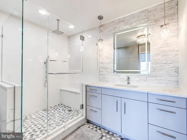 $715,000 | 10 East Lee Street, Unit 2402, Baltimore, MD 21202