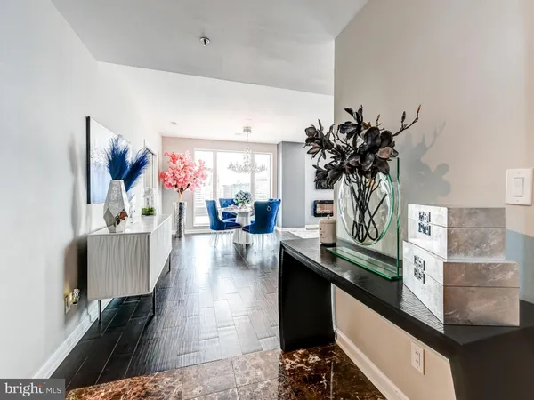 $715,000 | 10 East Lee Street, Unit 2402, Baltimore, MD 21202