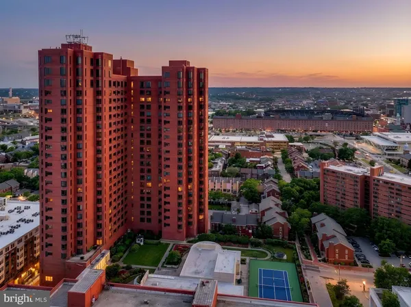 $715,000 | 10 East Lee Street, Unit 2402, Baltimore, MD 21202