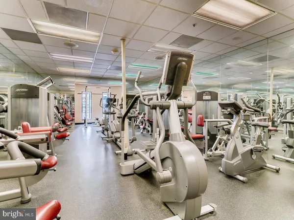 $715,000 | 10 East Lee Street, Unit 2402, Baltimore, MD 21202