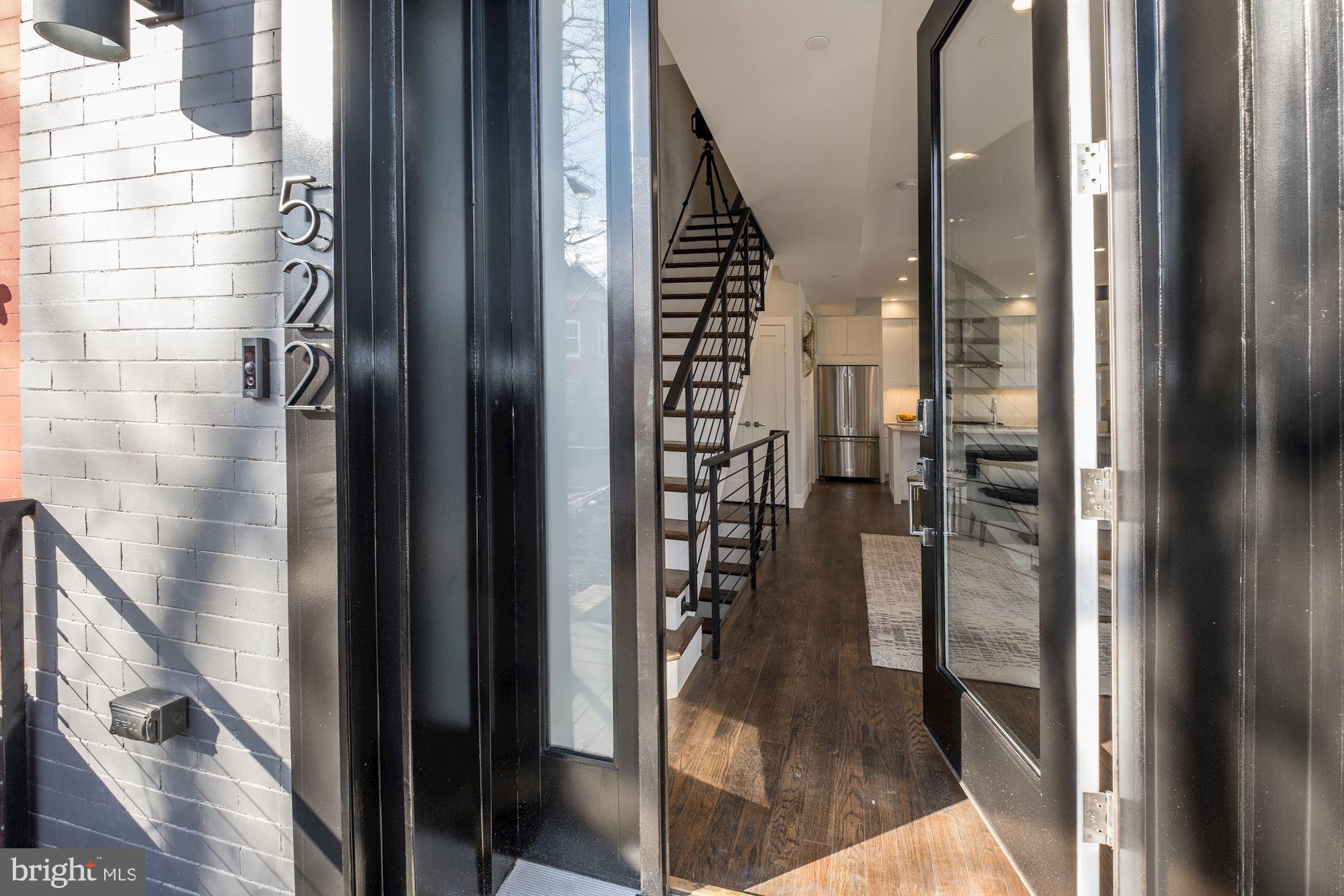 522 G Street Northeast Washington, DC 20002 - Photo 4 of 28 Gallery Image 4