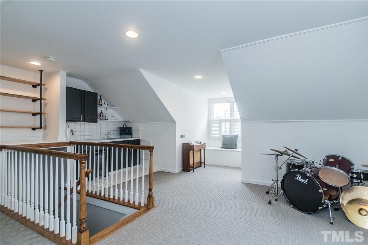 729 Kimbrough Street Raleigh, NC 27608 - Photo 16 of 24