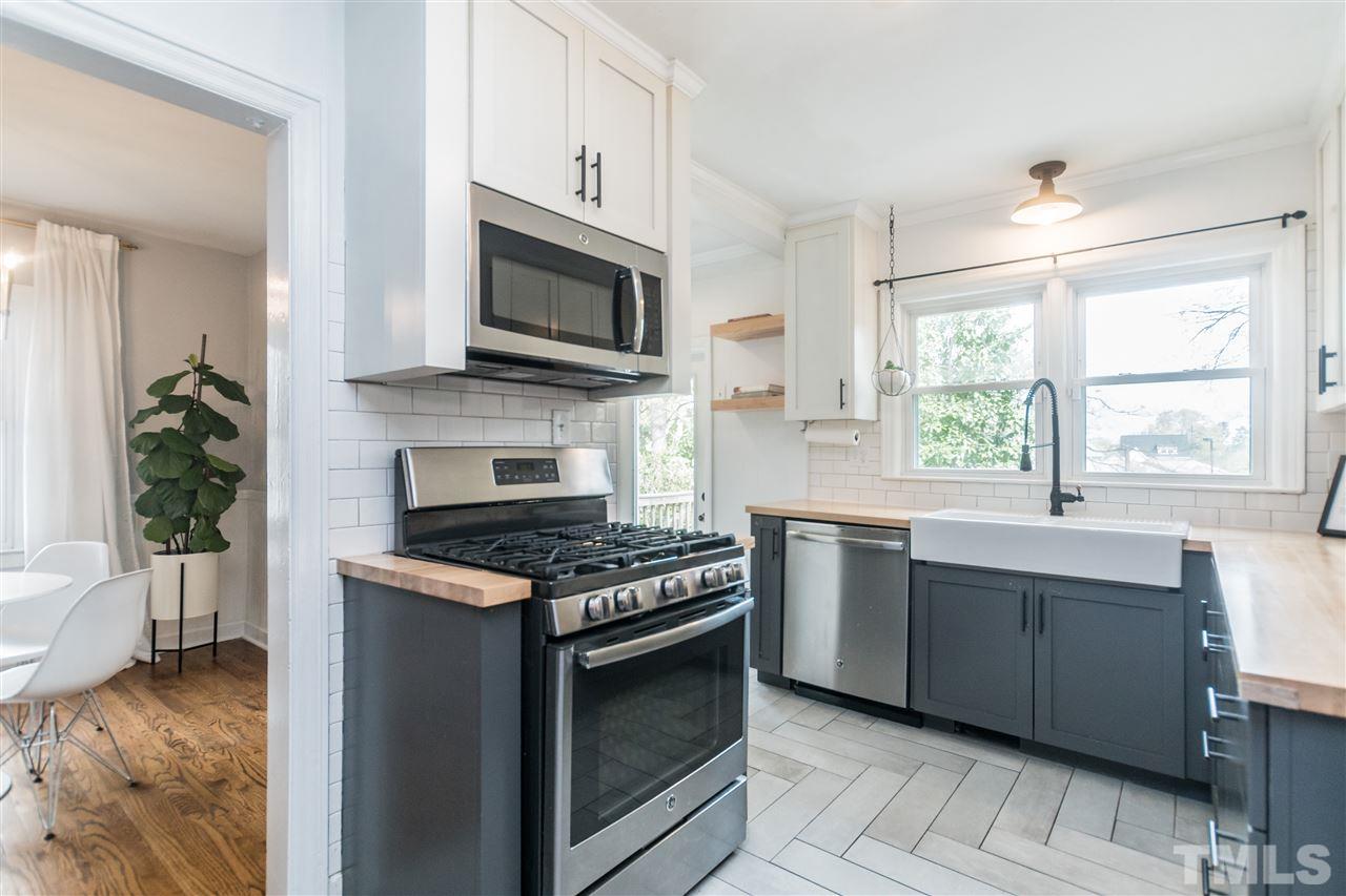 729 Kimbrough Street Raleigh, NC 27608 - Photo 9 of 24