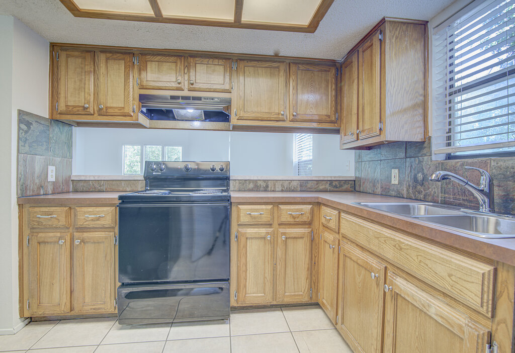 3560 Ranch Road 2222 Austin, TX 78731 - Photo 10 of 24