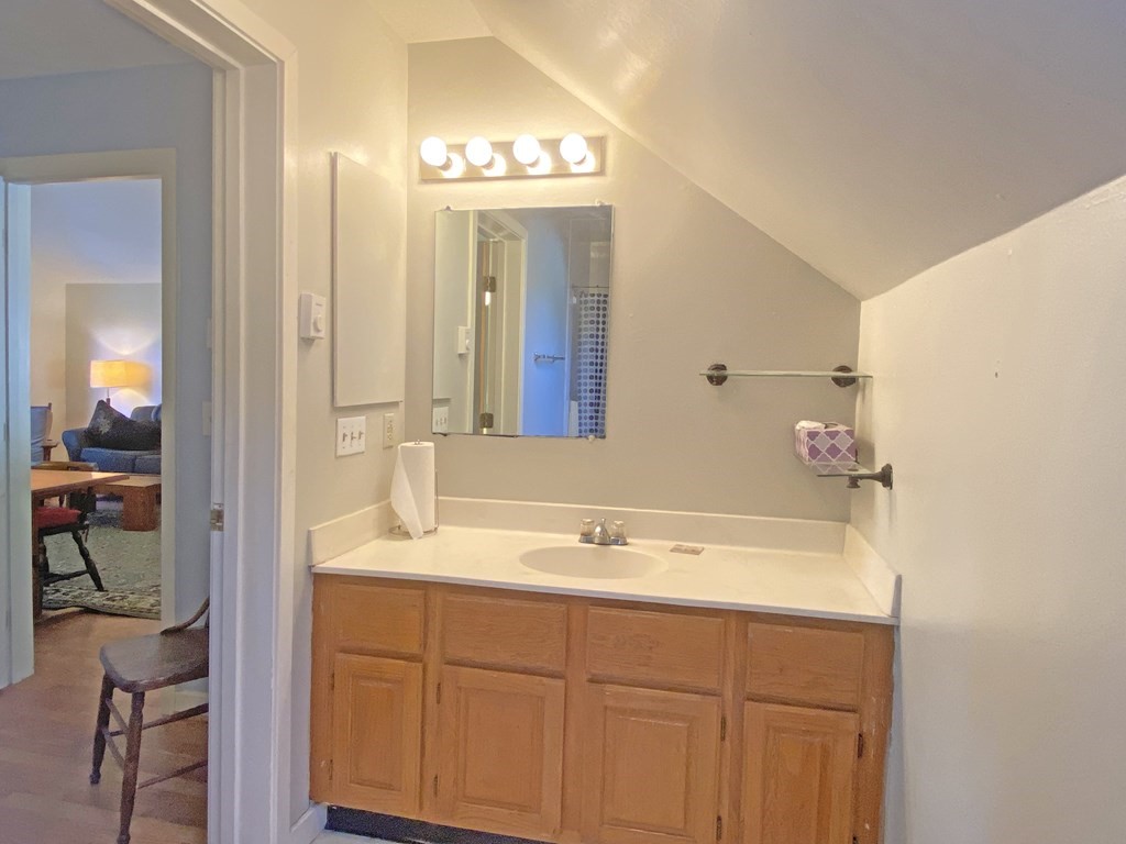 41 Salem Place, Unit 41 Amherst, MA 01002 - Photo 10 of 10