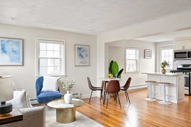 $629,000 | 9-11 Evergreen Lane, Unit 11, Arlington, MA 02474