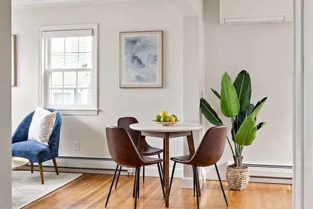 $629,000 | 9-11 Evergreen Lane, Unit 11, Arlington, MA 02474