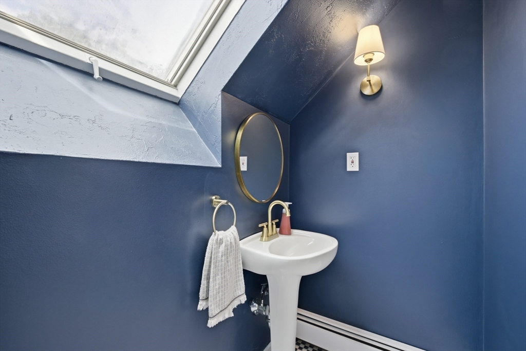 16 Fairview Farm Road Haverhill, MA 01832 - Photo 25 of 36
