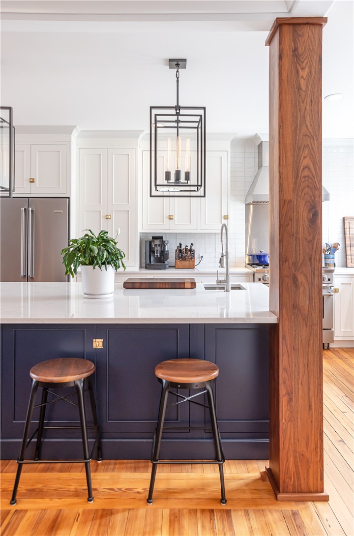 71 Pope Street Newport, RI 02840 - Photo 13 of 49