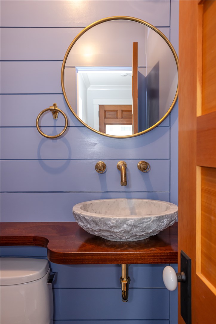 71 Pope Street Newport, RI 02840 - Photo 17 of 49