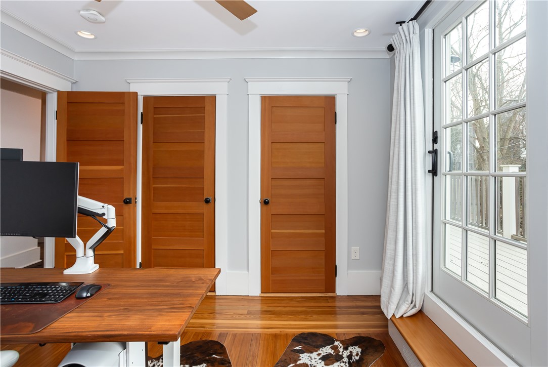 71 Pope Street Newport, RI 02840 - Photo 35 of 49