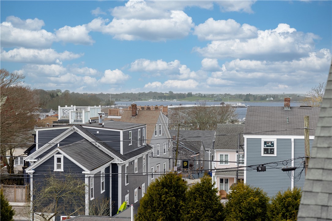 71 Pope Street Newport, RI 02840 - Photo 37 of 49