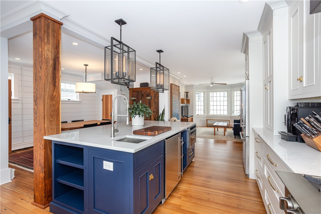 71 Pope Street Newport, RI 02840 - Photo 4 of 49