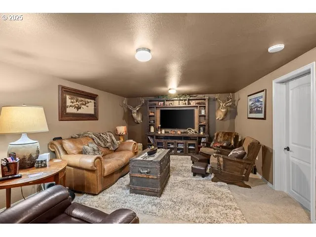 $396,000 | 680 Alfalfa Street, Heppner, OR 97836