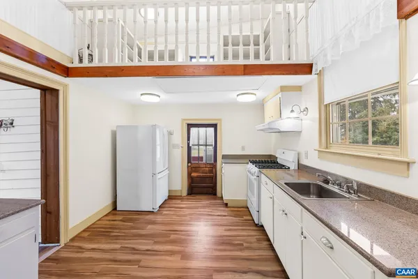 $575,000 | 9451 Black Walnut Run Road, Rhoadesville, VA 22542