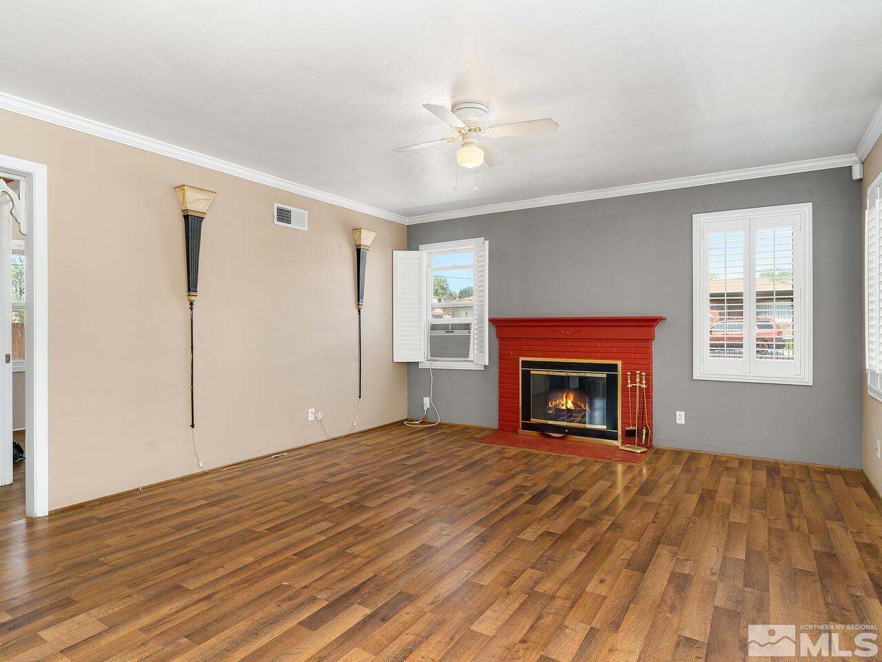 901 Bates Avenue Reno, NV 89502 - Photo 3 of 16 Photo 3