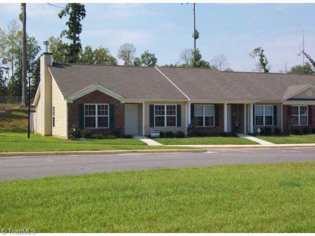 2824 WaterStone Loop High Point, NC 27265 - Photo 1 of 4 Exterior Front.