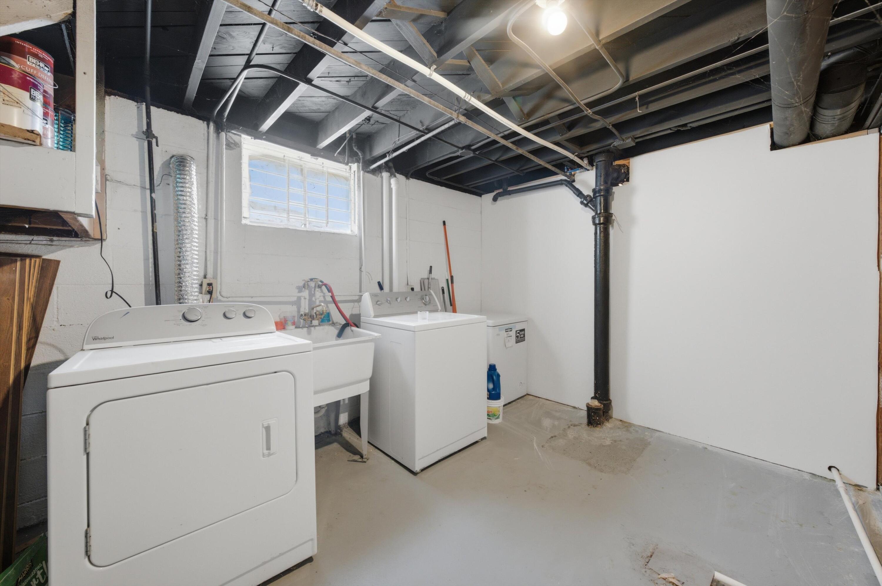 4152 Pierce Street Gary, IN 46408 - Photo 13 of 19 3000x1993